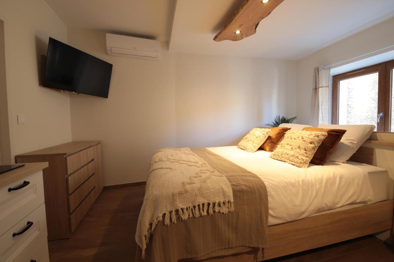 Gite De Charme Haut De Gamme Avec Jacuzzi Et Sauna Privatifs Donzère Dış mekan fotoğraf